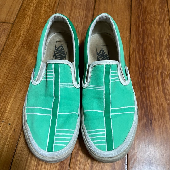 Custom Slip-on Vans - Picture 2 of 6